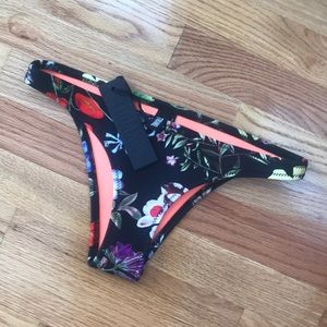 Triangl Paloma Nero Bottom / Cheeky / Size Small